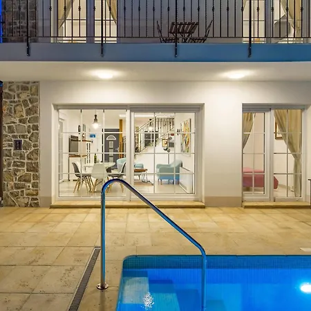 Holiday home 3 Bedroom Stunning In Kornic