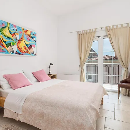 3 Bedroom Stunning In Holiday home Kornic