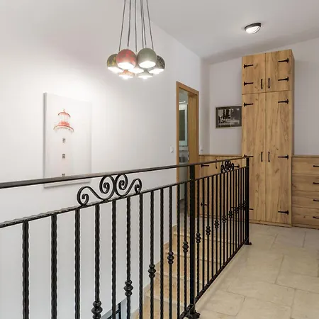 Holiday home 3 Bedroom Stunning In *