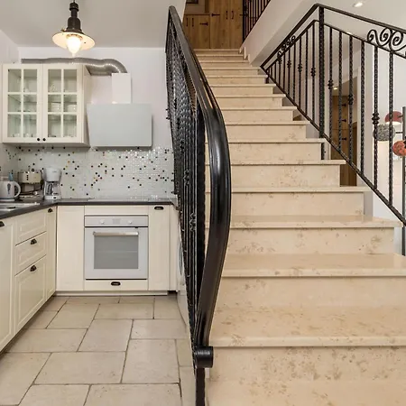 3 Bedroom Stunning In * Kornić