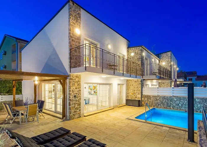 3 Bedroom Stunning In * Kornić
