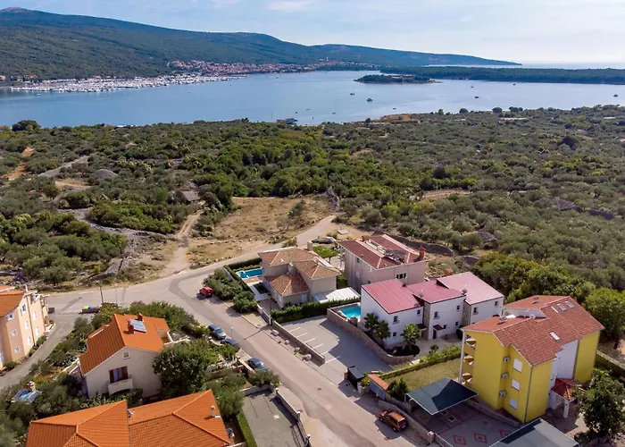 3 Bedroom Stunning In Dom wakacyjny Kornić